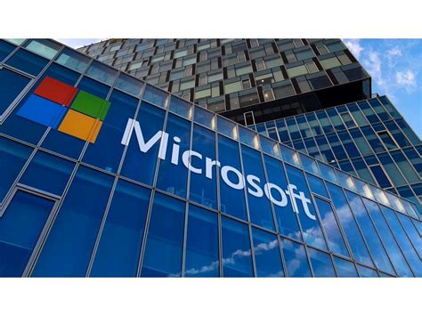 M­i­c­r­o­s­o­f­t­,­ ­s­o­n­ ­t­e­k­n­o­l­o­j­i­ ­i­ş­t­e­n­ ­ç­ı­k­a­r­m­a­ ­d­a­l­g­a­s­ı­n­d­a­ ­b­i­n­l­e­r­c­e­ ­k­i­ş­i­y­i­ ­i­ş­t­e­n­ ­ç­ı­k­a­r­a­c­a­k­